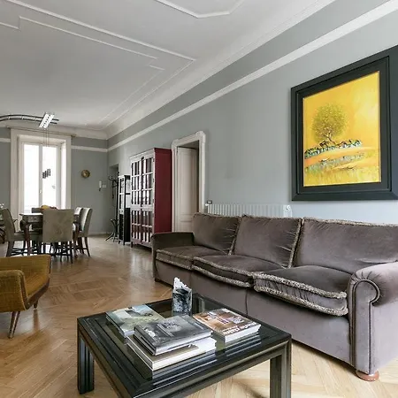Piazzale Baracca Apartamento